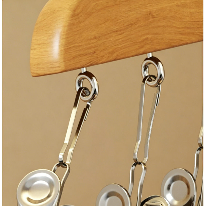 2 cintres avec 10 pinces pour garde-robe