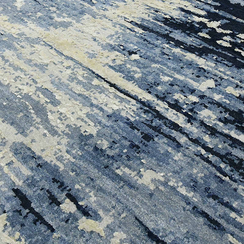 Blue Sapphire Hand-Knotted Wool and Viscose Area Rug, 2' x 3'