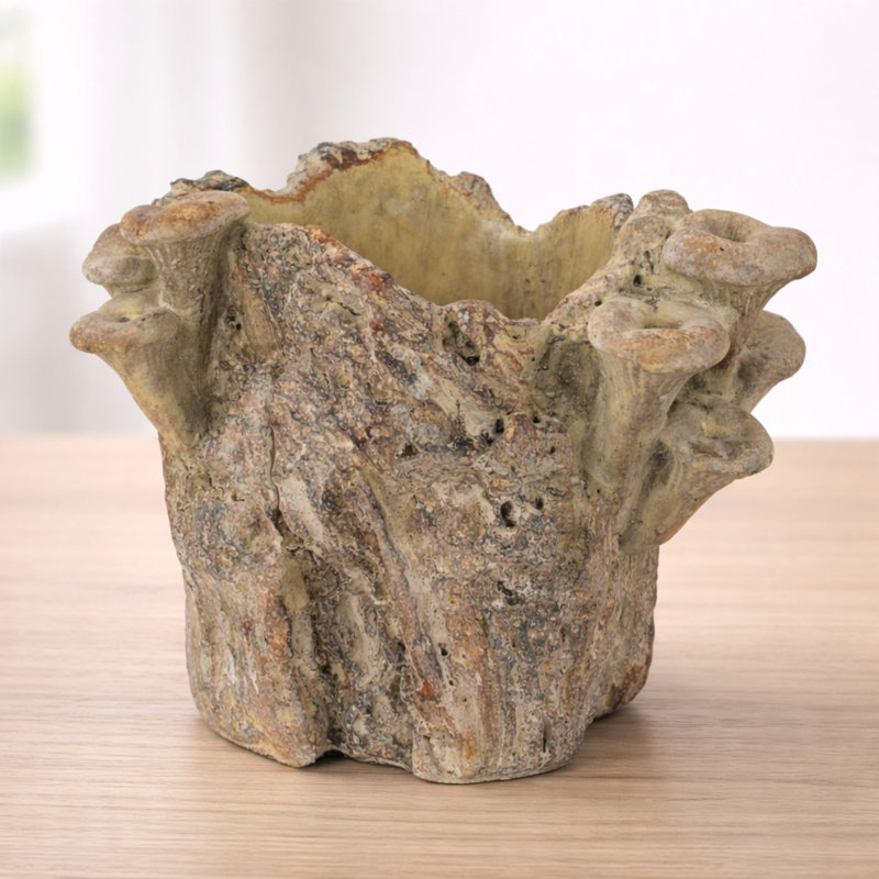 Contenant pot à fleurs en faux ciment H 7,25 po