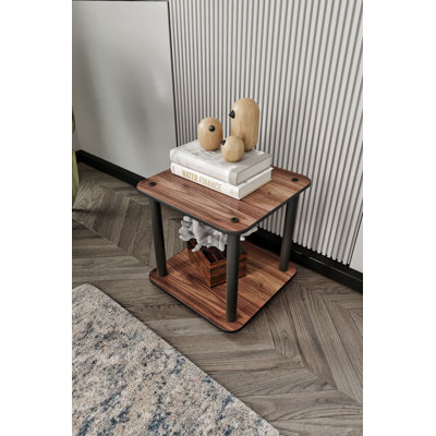Table d'appoint moderne en noyer avec pieds en kraft comprimé, 13,4 po x 15,0 po x 13,4 po | Fabrication 100% bois aggloméré, couleur brune unie élégante | Parfait pour le salon, la chambre à coucher ou le bureau, design polyvalent et durable