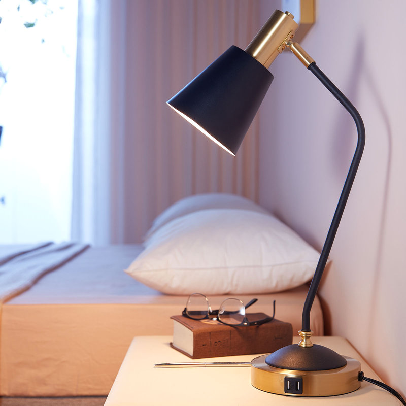Dimmable Table Lamp With Usb And Touch Control, Black/Gold