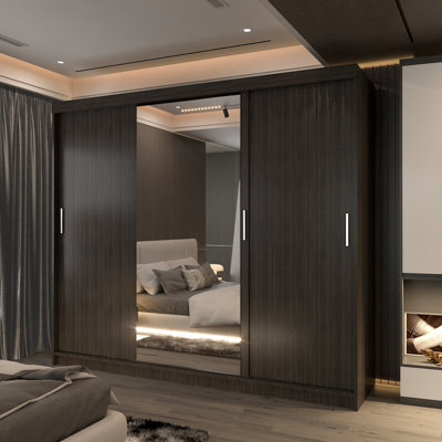 Chuipek 3 Door Wardrobe