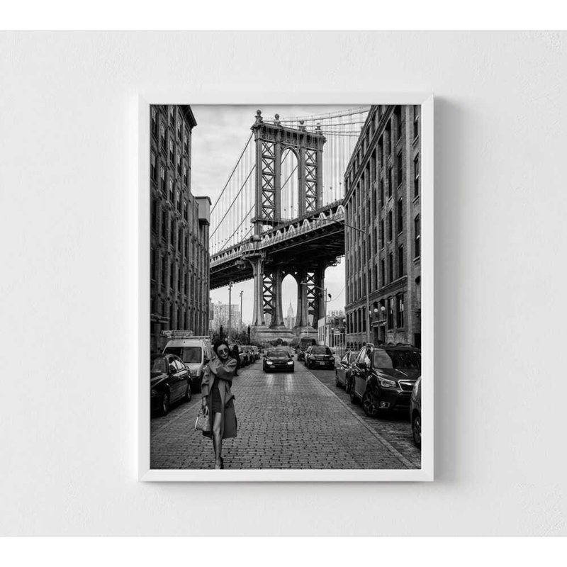 Impression sur le pont de Manhattan: scène NYC monochrome, H 16 po x l 12 po, Impression encadrée sans passe-partout, Blanc