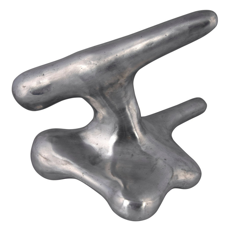 Wiggins Sculpture