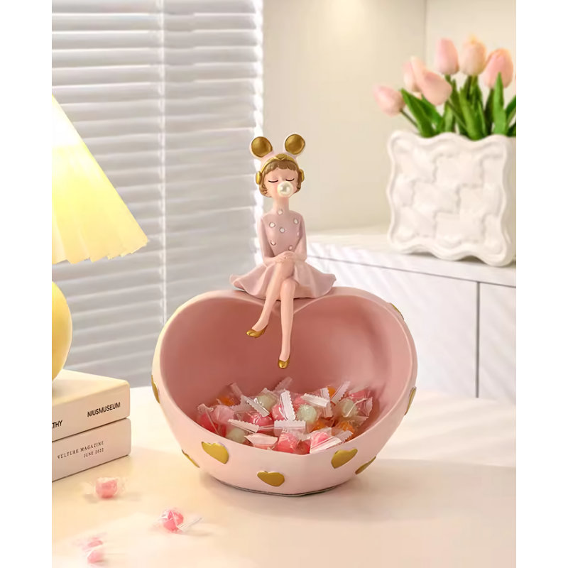 Daline Figurines & Sculptures, Pink