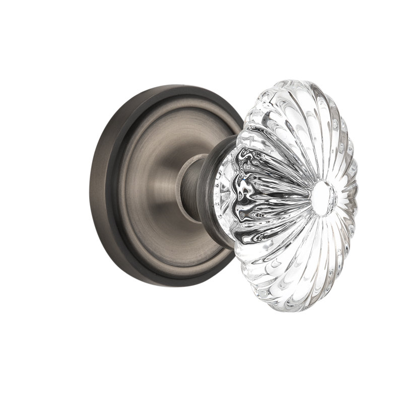 Rosette classique avec bouton de porte ovale en cristal cannelé, Étain antique