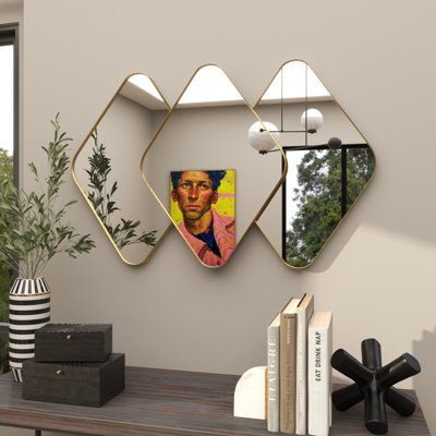 Metal Overlapping Diamond Room Wall Mirror with Gold Frame