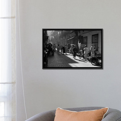 « des années 1920-pendant années 1930 street scene rickshaws », reproduction de photo sur toile tendue "-street"