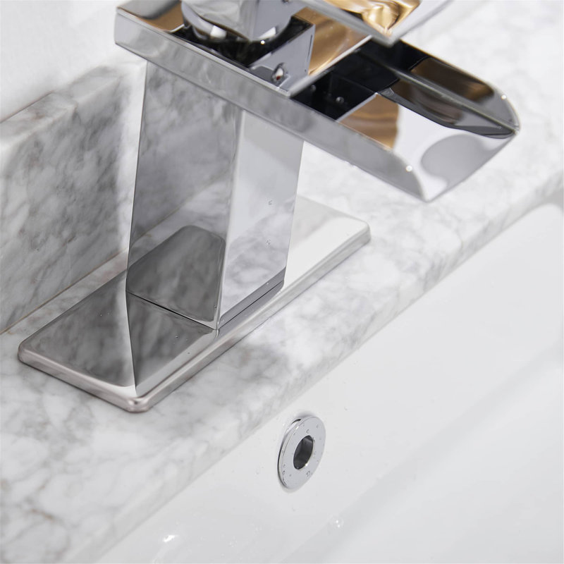 Single-handle Bathroom Faucet with Drain Assembly, Polished Chrome