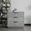 Table de chevet à 3 tiroirs en chêne gris avec porte sculptée à la main et poignées en acier inoxydable-929049194