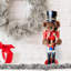 Ours en peluche casse-noisette