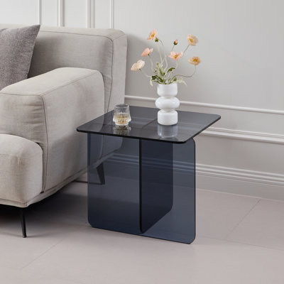 Modern 17.7-inch Clear Side Table