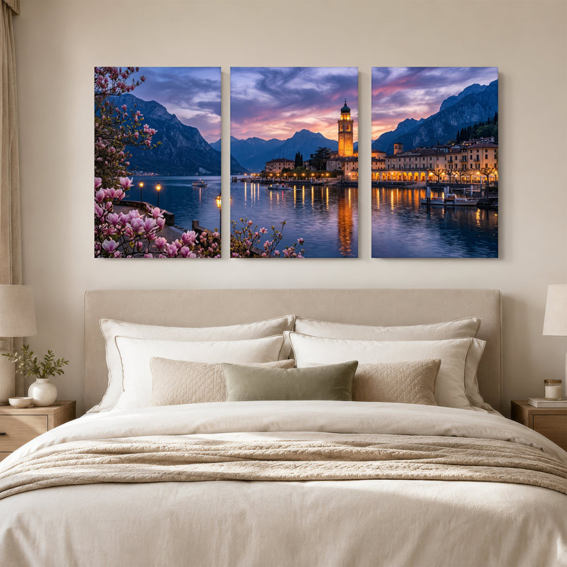 «Lakeside Town at Dusk with Magnolias and Mountain Range», ensemble de 3 toiles, 36"H x 24"W x 3pcs