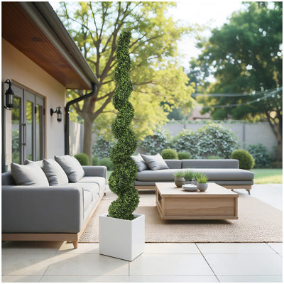 Topiaire en spirale de 7 pi avec fausses plantes de buis artificielles pour l'extérieur, grandes tiges vertes en pot torsadées avec feuilles vert pâle pour la décoration du jardin de la véranda, 1pc / ensemble