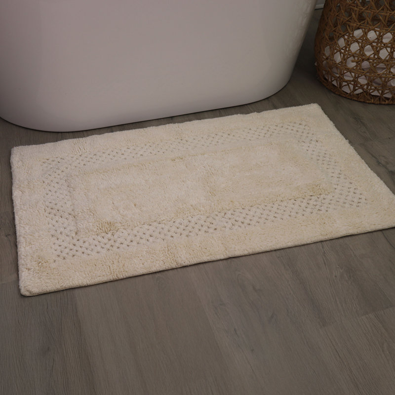 Antigona Soft Bath Rug, 21" W x 34" L, Ivory