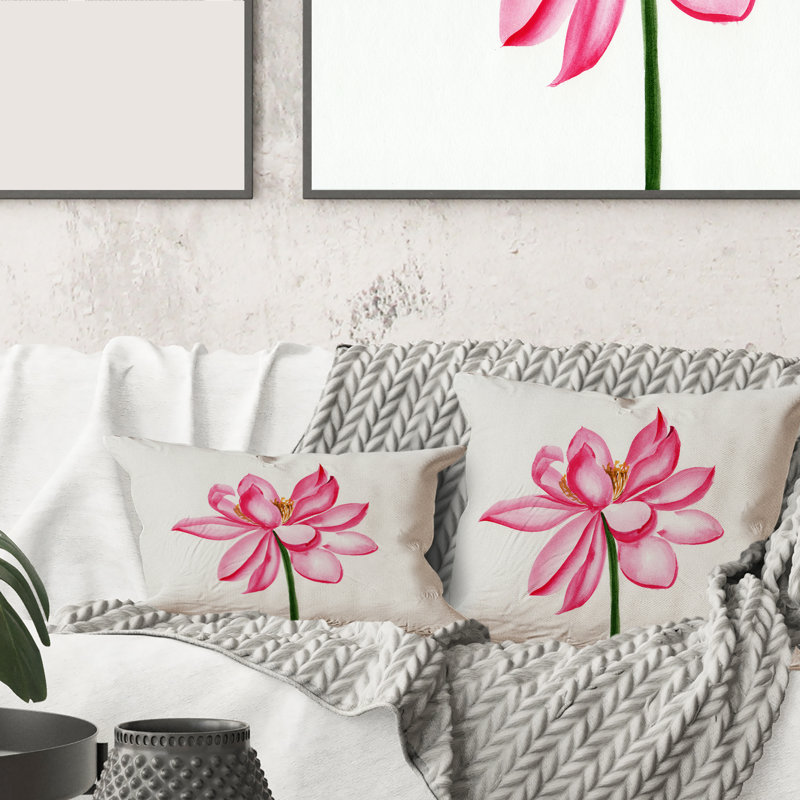 Détail rétro d'un lotus rose - coussin décoratif imprimé traditionnel, 16" x 16"