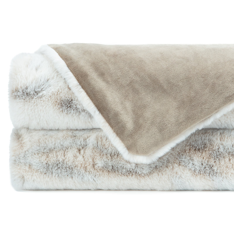 Snow Leopard Faux Fur and Sherpa Reversible Throw Blanket 50" x 65"