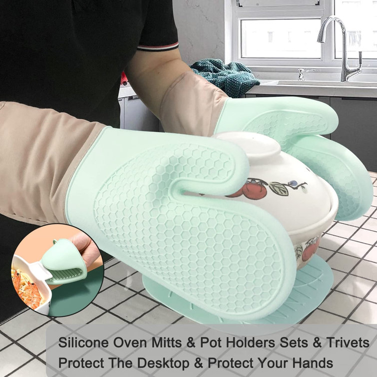 Silicone Oven Mitts and Pot Holders Sets, Heat Resistant Oven Mitts and Hot Pads with Non-Slip Textured Soft Quilted Cotton Lining Perfect for BBQ, Ba