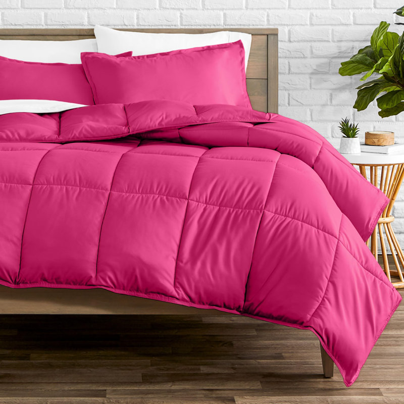 Queen Pink Ultra-Soft Microfiber Down Alternative Comforter Set