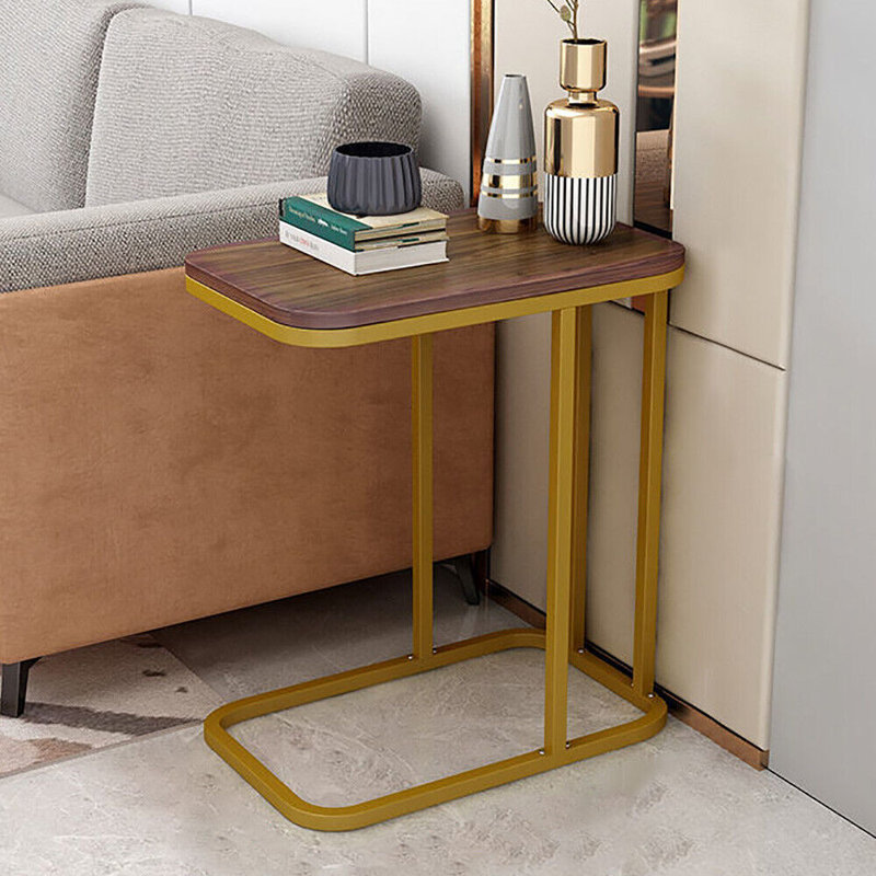 Table d'appoint moderne en forme de C avec table en métal et structure en métal robuste, Doré