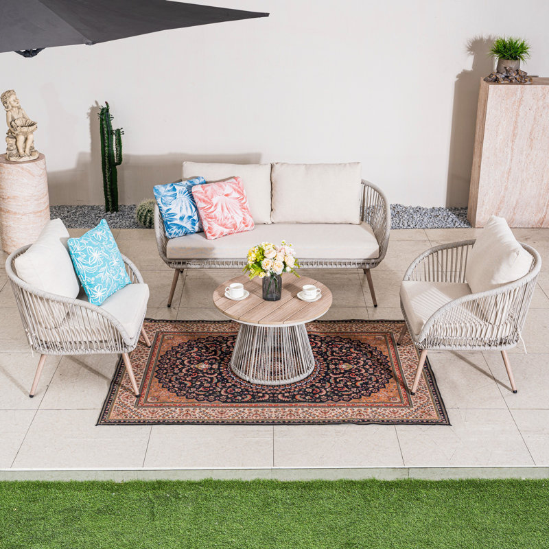 Ensemble de conversation pour 4 personnes avec coussins