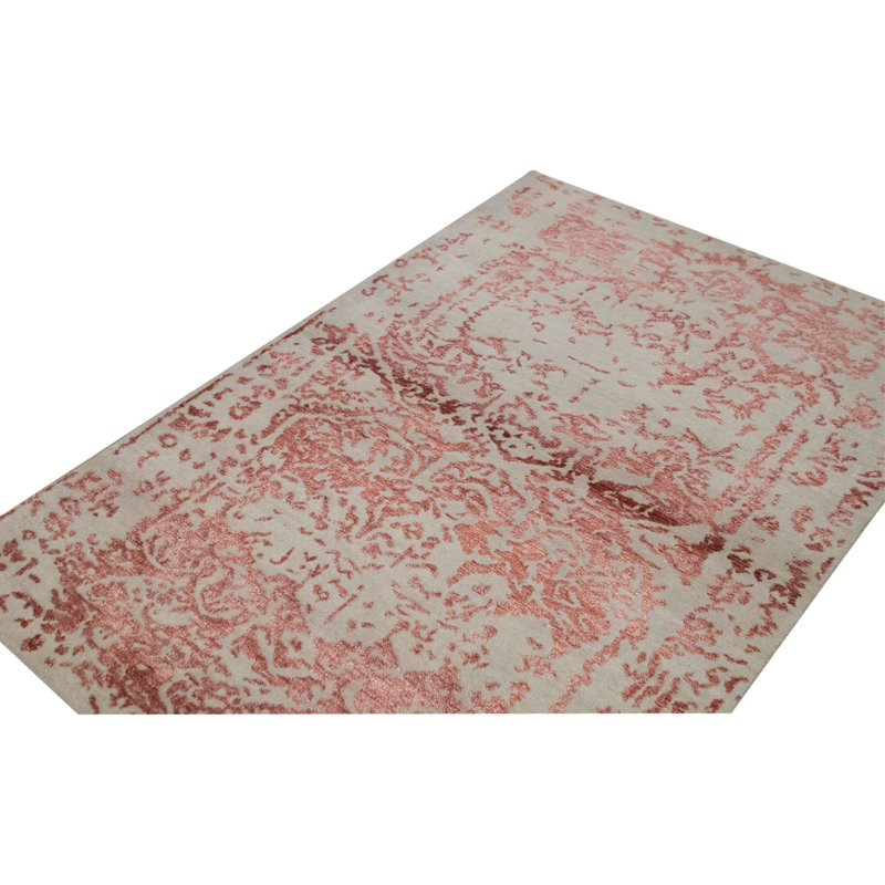 Tapis unique rouge / gris 7 pi 9 po x 9 pi 8 po