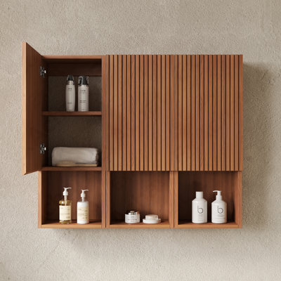 Armoire murale de salle de bain de 41 po, composée de 3 armoires avec portes et compartiments ouverts, peut être utilisée en combinaison ou individuellement, convenant à la salle de bain, etc., couleur grain de bois chêne brun