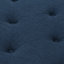 Kd - Bleu marine avec un tissu lisse au design simple