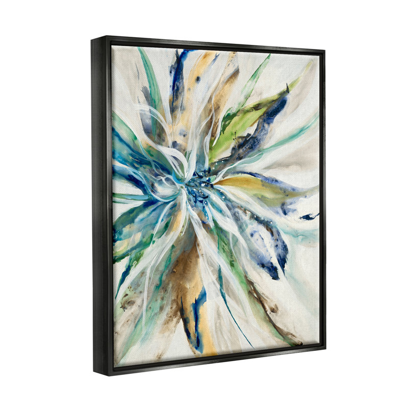 «Flower Petals Abstraction» par Liz Jardine, impression, Cadre flottant noir de jais, H 31 po x l 25 po x P 1,7 po