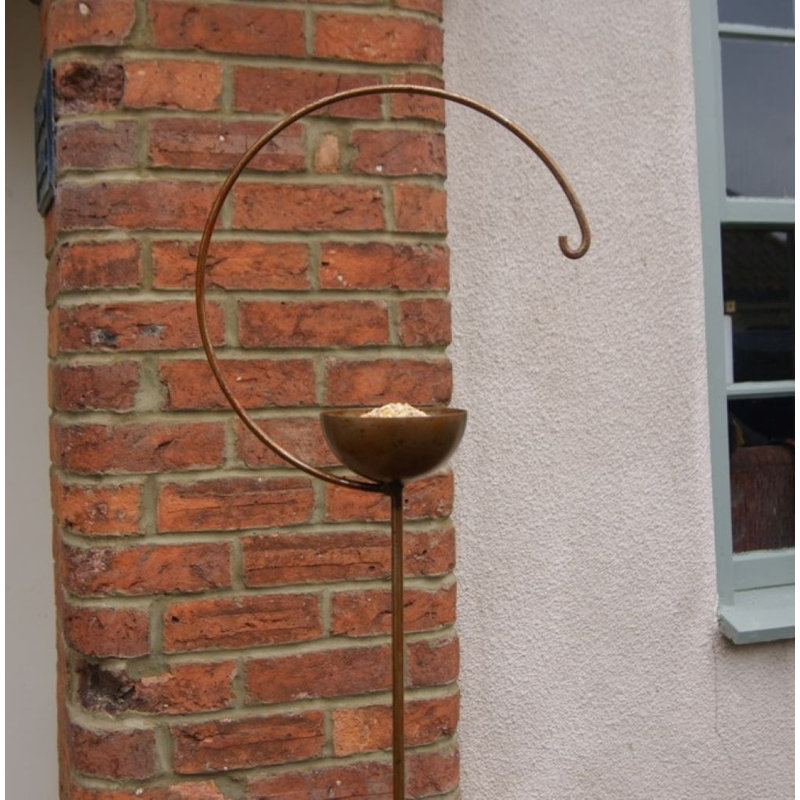 Liska Metal Pole Decorative Bird Feeder