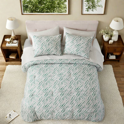 Striped and Abstract Comforter Set