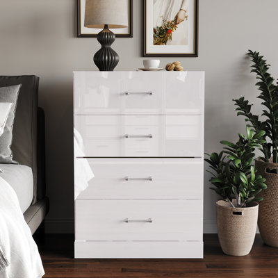 Commode 4 tiroirs en blanc