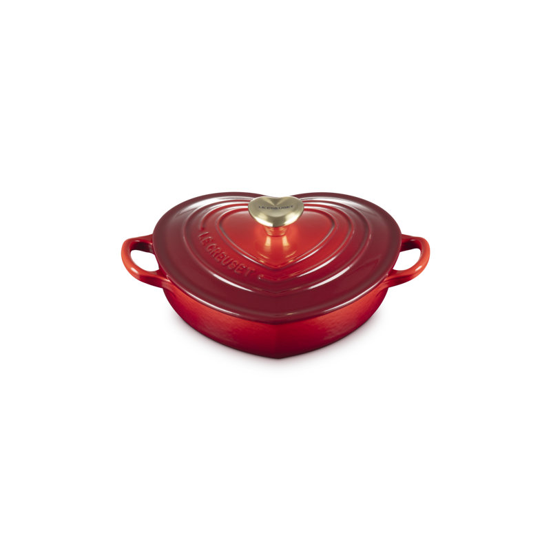 Le Creuset Cast Iron Traditional Heart Dish 1.25 Qt Peche Light Gold Heart Knob, Red