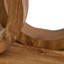 Une table basse rectangulaire moderne et tendance avec un plateau en verre trempé et des pieds en grain de bois. Convient au salon