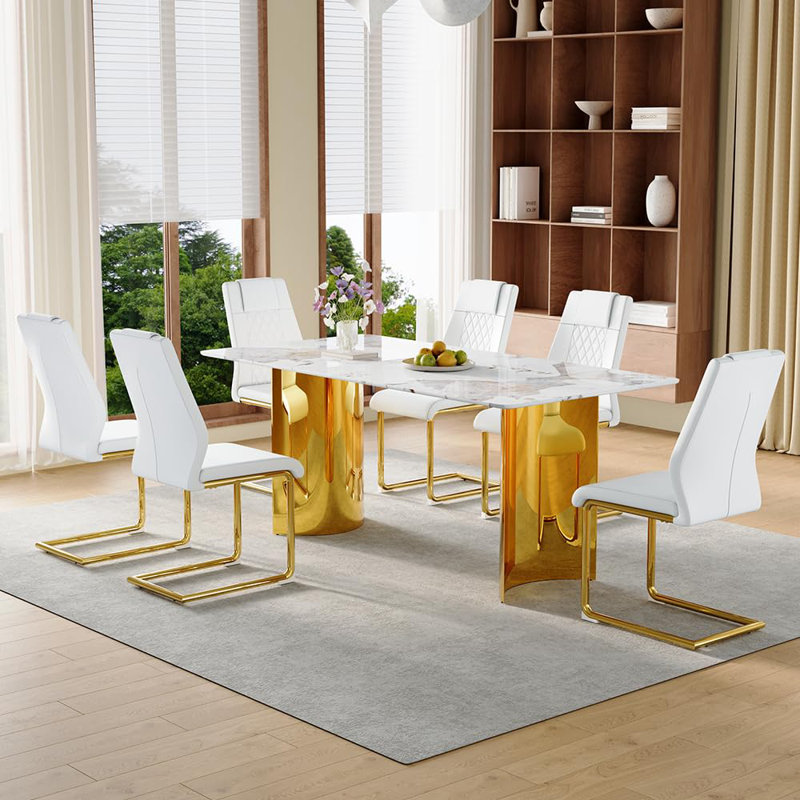 Ensemble de table de salle à manger rectangulaire de 71 po pour 6 personnes avec un plateau en faux marbre et des chaises en cuir de polyuréthane. Cet ensemble de salle à manger 7 pièces convient aux maisons, aux restaurants et aux espaces de bureau.
