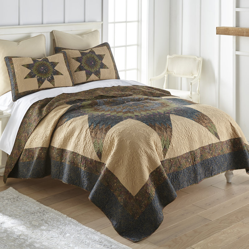 Donna Sharp Forest Star Full/Queen Pieced Cotton Quilt, Full/Queen