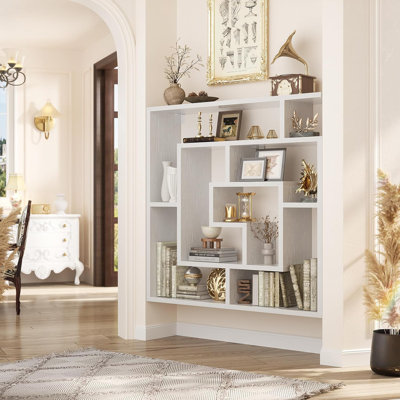 Independent Geometric Bookshelf
