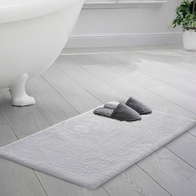 Tapis pour salle de bain Marshmallow, Rectangle - 40 po L x 24 po l, Argent argent