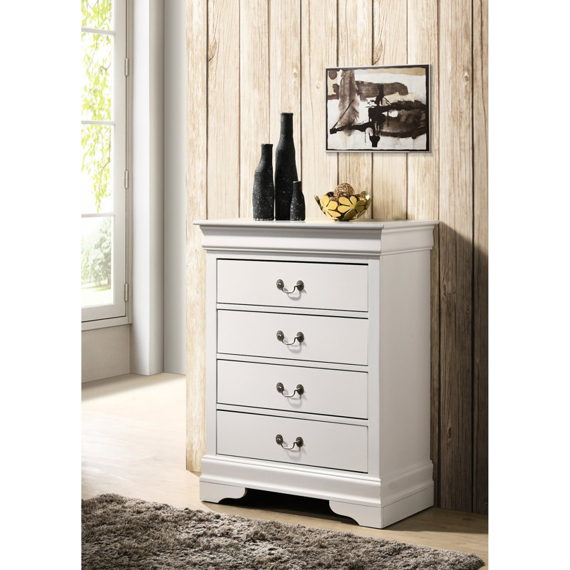 Commode de chambre blanche traditionnelle avec 4 tiroirs - les bases et les moulures courbées rehaussent la beauté anglaise en queue d'aronde pour la durabilité.