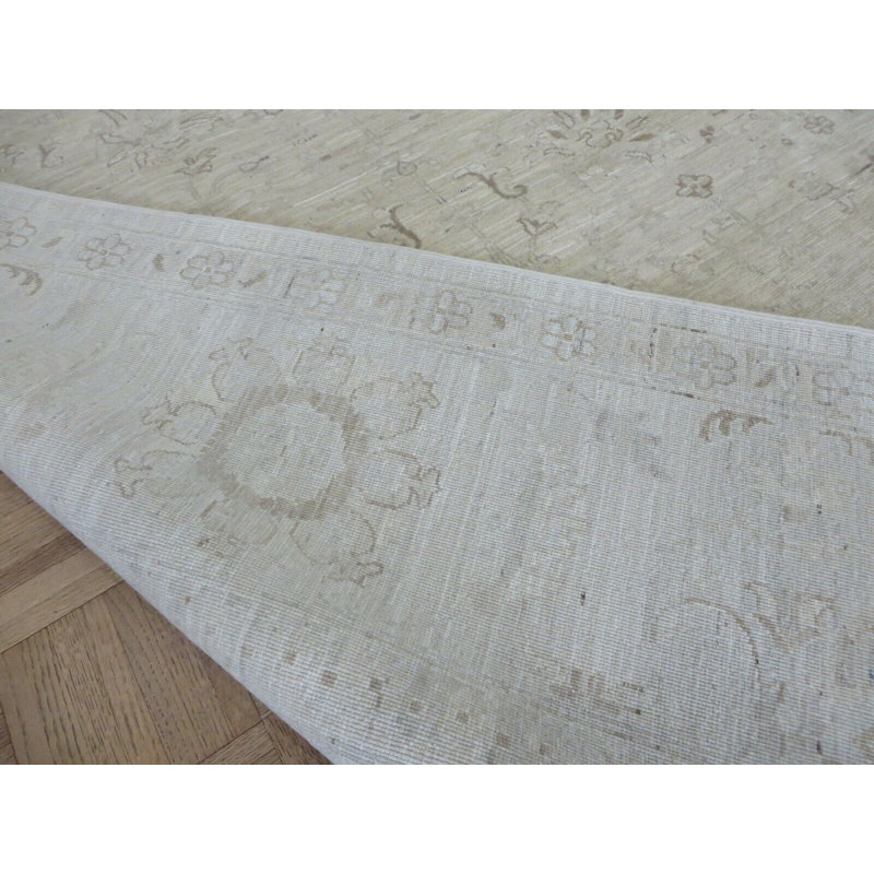 Tapis gris clair 8 pi 1 po x 10 pi en laine noué la à la main one-of-kind-oushak Bernard