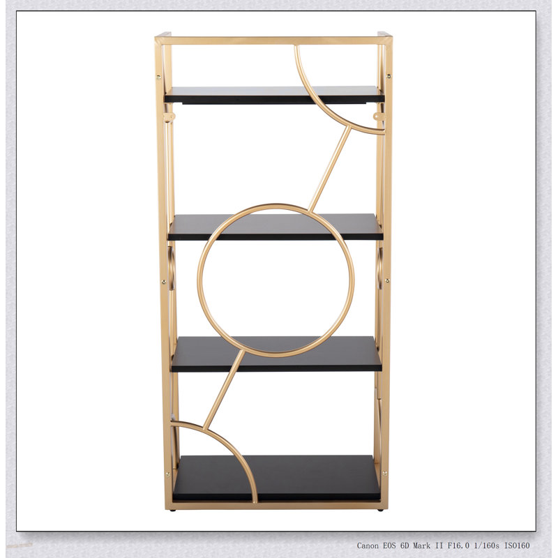 Bibliothèque contemporaine en métal et bois avec cadre doré et tablettes noires, parfaite pour la décoration de maison ou de bureau moderne.