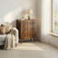 Commode 3 tiroirs en bois avec pieds robustes