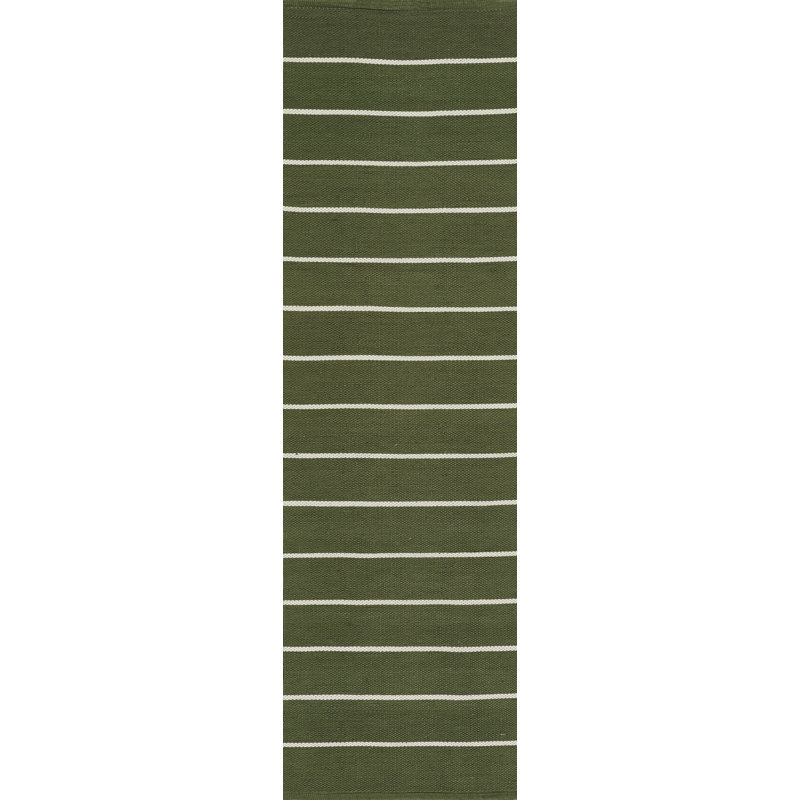 Area Rug in Green, Runner 2'3" x 8'