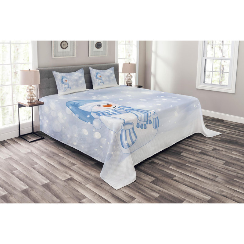 King Size White and Blue Snowman Quilted Bedspread Set