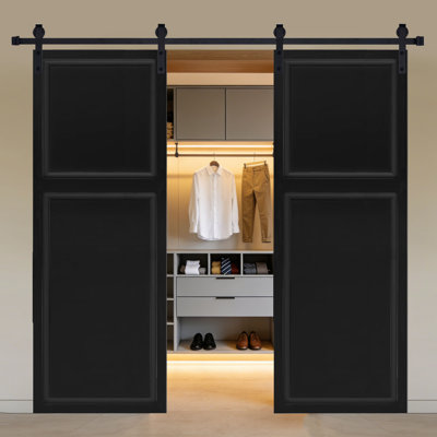 Double 2 panneaux modernes de 84 po x 36 po Porte de grange coulissante en bois aggloméré noir avec ensemble de quincaillerie