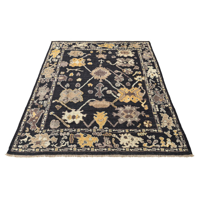 Jose Black Rug