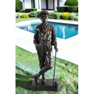 Statue golfeur rétro s'appuyant sur un cadeau de golf en aluminium 14 po x 9 po x H 39 po