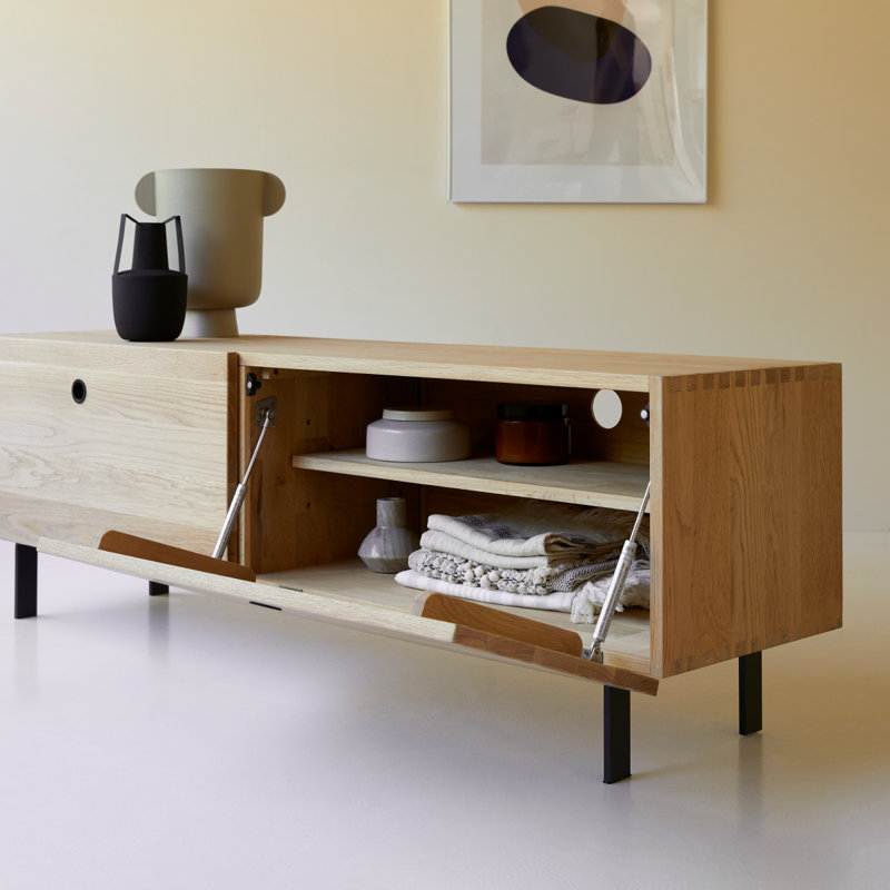 Jeanne Media Console