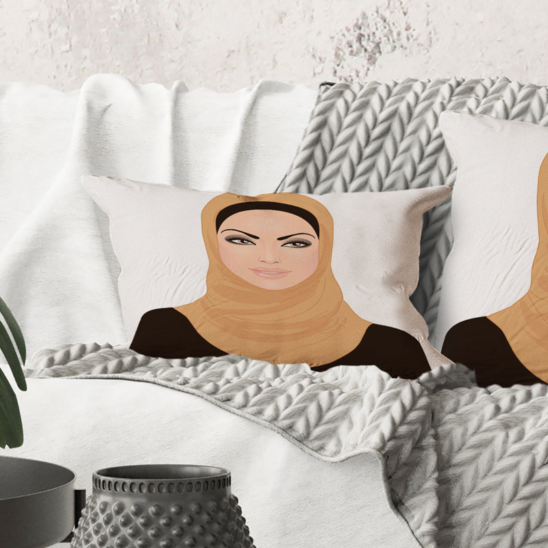 Rectangle, Portrait d'une femme Musulmane en hijab traditionnel - Coussin décoratif imprimé moderne