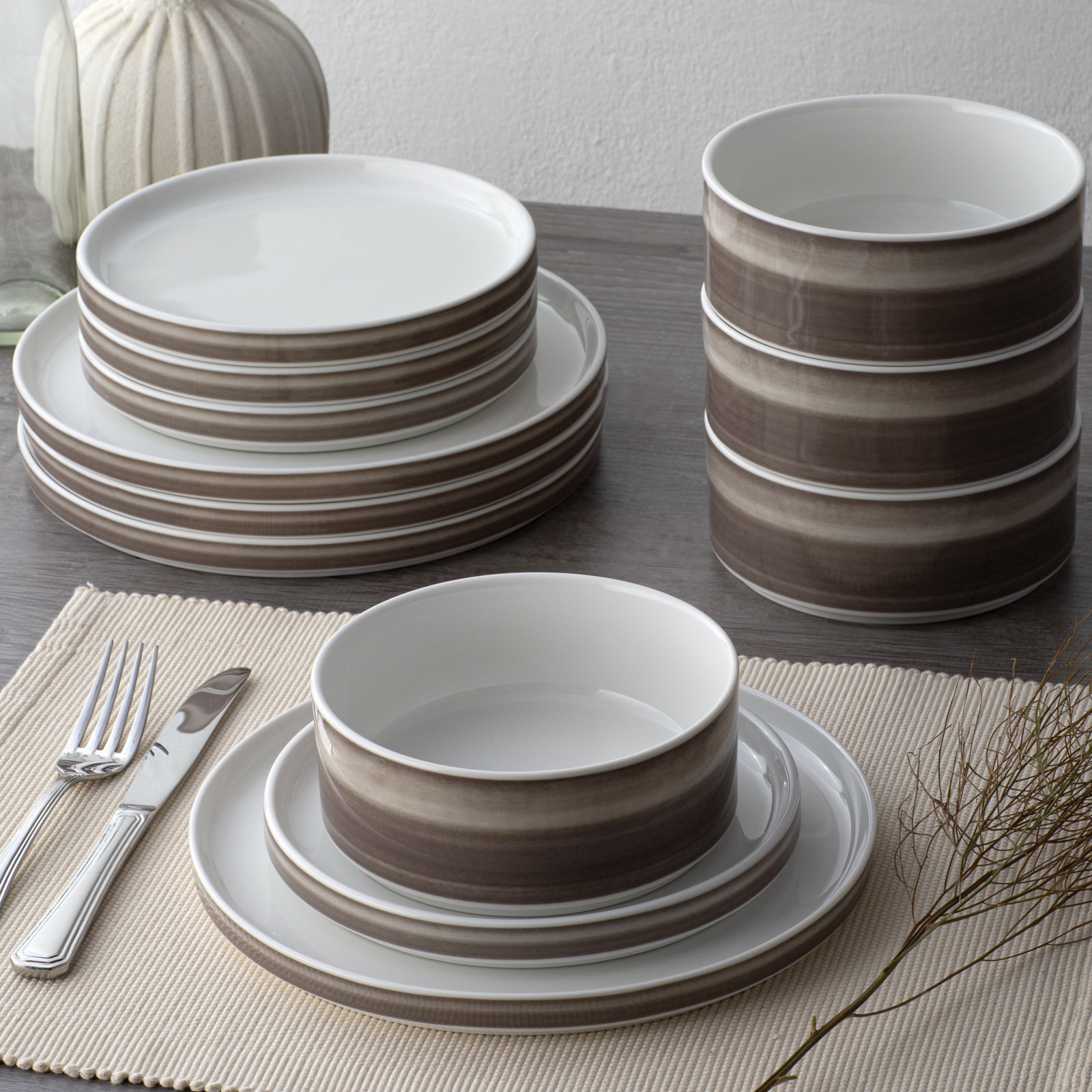 ColorStax Porcelain Dinnerware Set - Service for 4, Umber